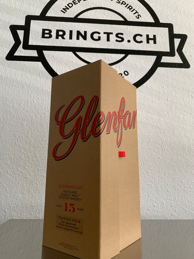 Glenfarclas  15yo:  Dazu 105 Cask Strength 50ml und 25yo 50ml